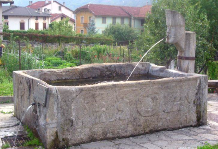 Fontana antropomorfa